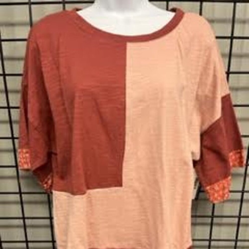 Block and print round neck top